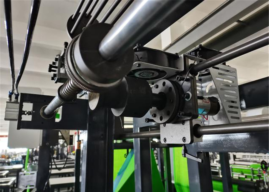 Multifunctional Non-woven Flat Bag Making Machine