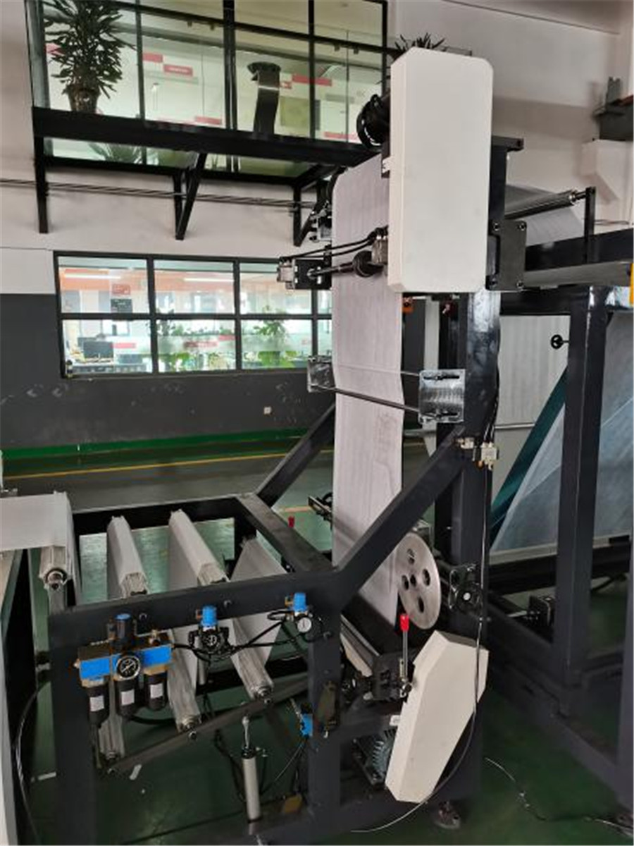 Multifunctional Non-woven Flat Bag Making Machine
