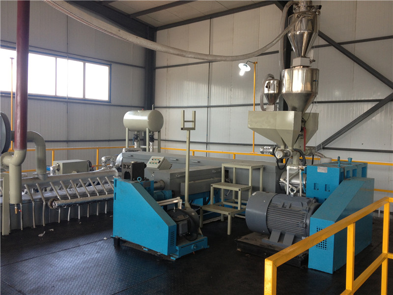 S non woven fabric production line  